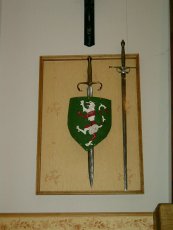 Панно щит и меч