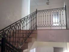 Кованное ограждение для лестниц, классического стиля