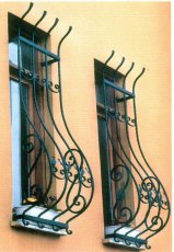 Комплект кованых решеток на окна